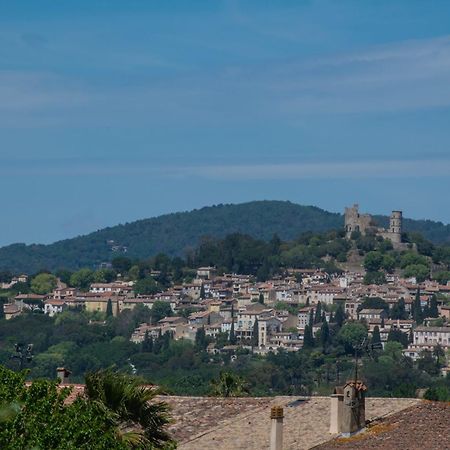 Ibis Golfe De Saint-Tropez Hotell Cogolin Exteriör bild