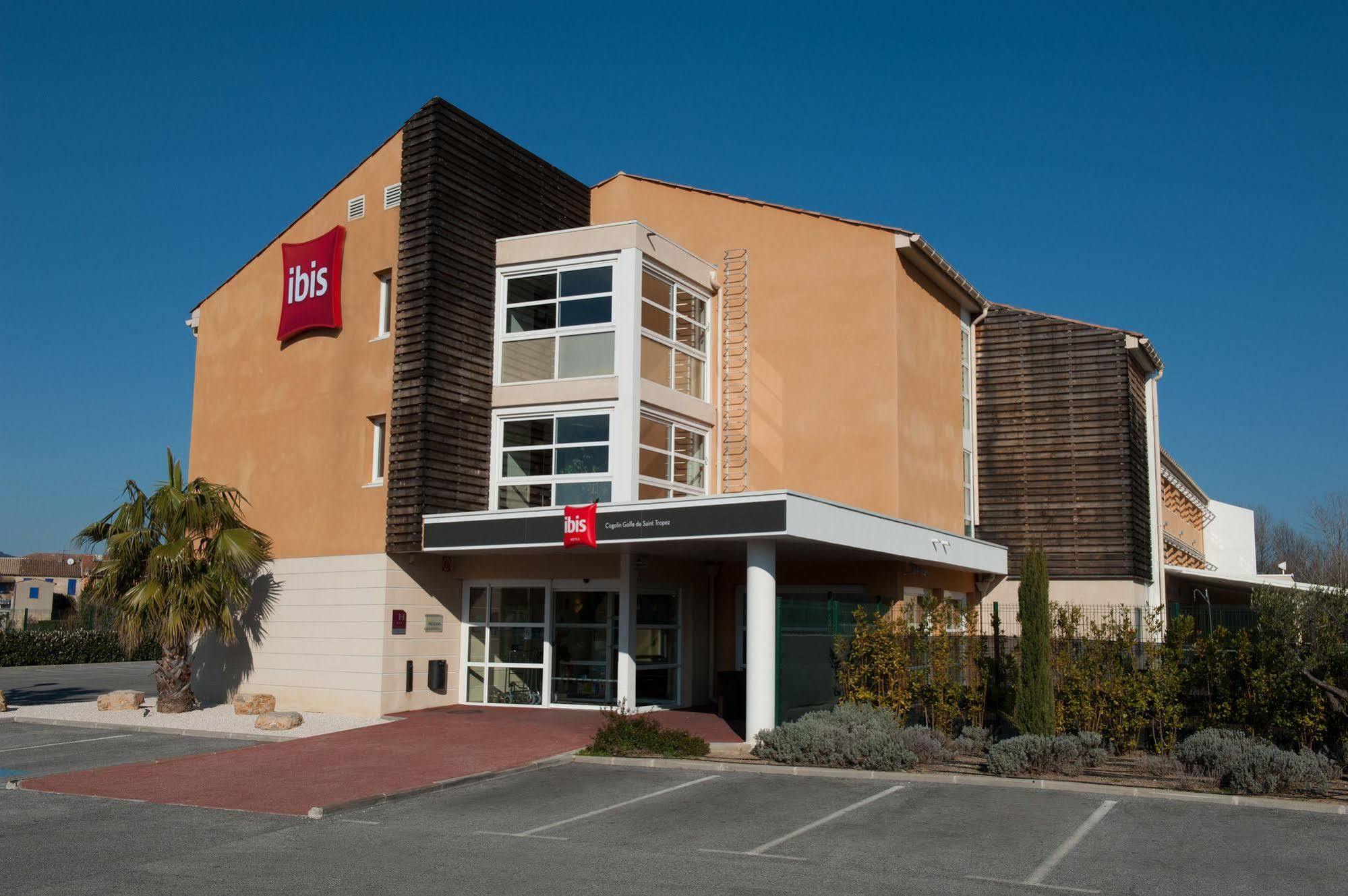 Ibis Golfe De Saint-Tropez Hotell Cogolin Exteriör bild